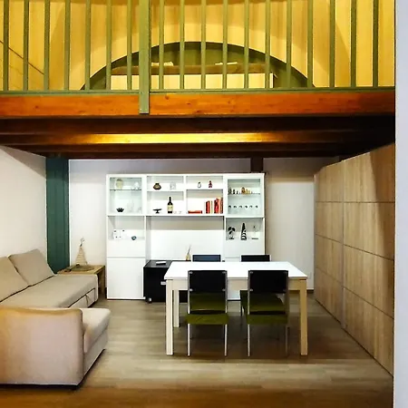 The Wooden Loft - Centro Apartment